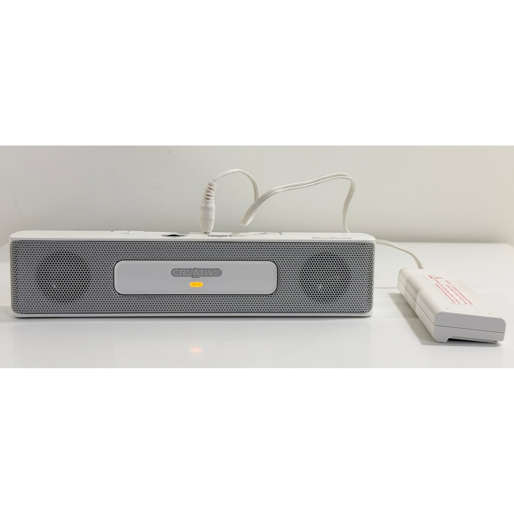Creative TravelSound Notebook 500 Portable Speaker White Battery Powered USB